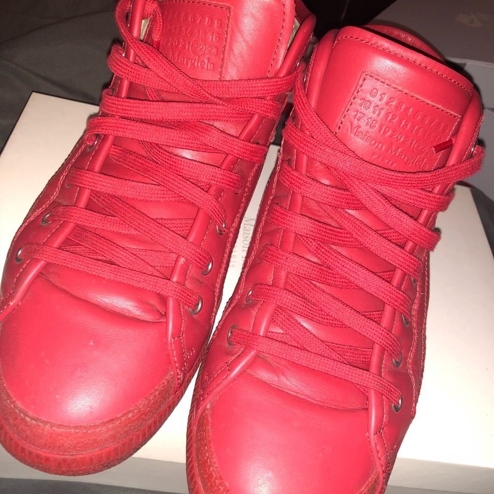 Gently worn maison margiela red sneakers!‼️